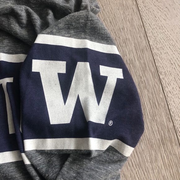 Washington Huskies Long Sleeve - Picture 6 of 7